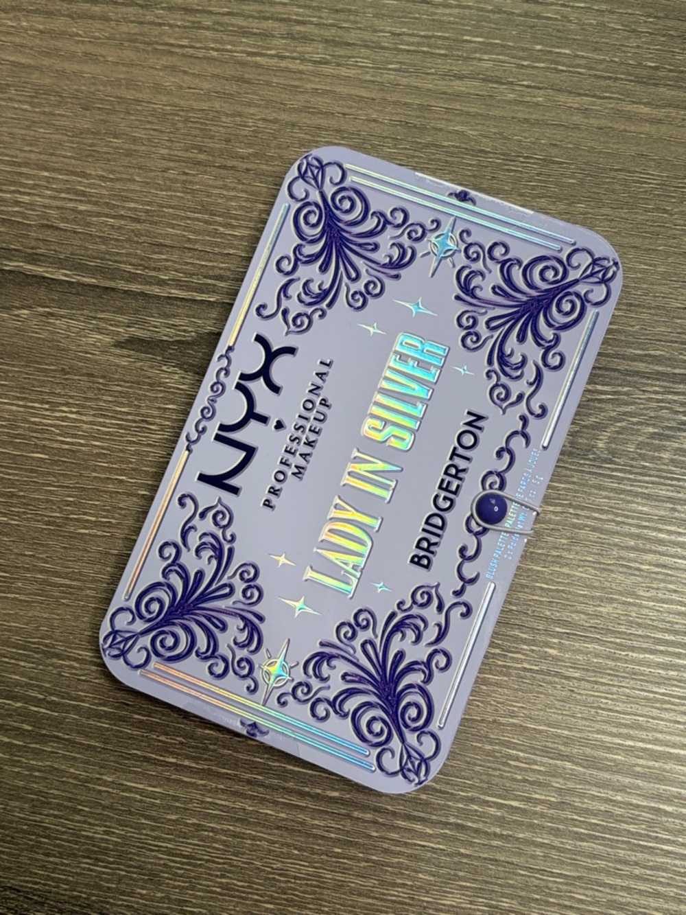 NWT NYX Lady in Silver Bridgerton Blush Palette